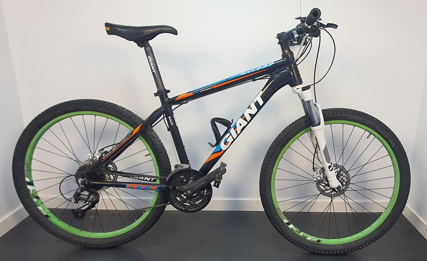 Giant ATX 777, 26", 27 växlar, bättre begagnat skick