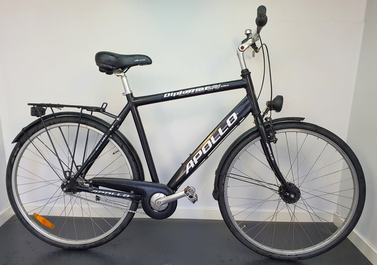 Apollo Diplomat Urban Sport, 28", 7 växlar, bättre begagnat skick