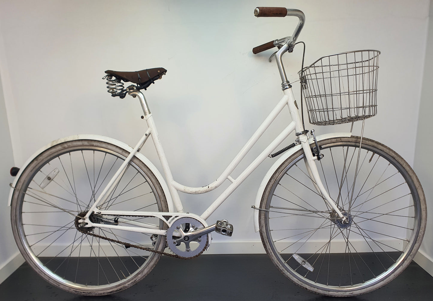 Bikeid Step-through, 28", 2 växlar, bra begagnat skick