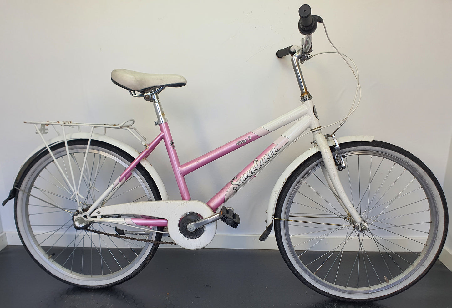 Svalan City 3, 24", 3 växlar, bra begagnat skick