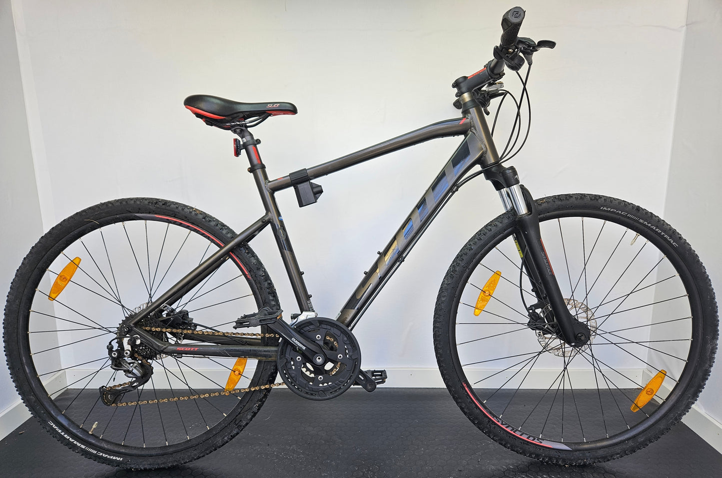 Scott Sub Cross 30, 28", 27 växlar, bättre begagnat skick