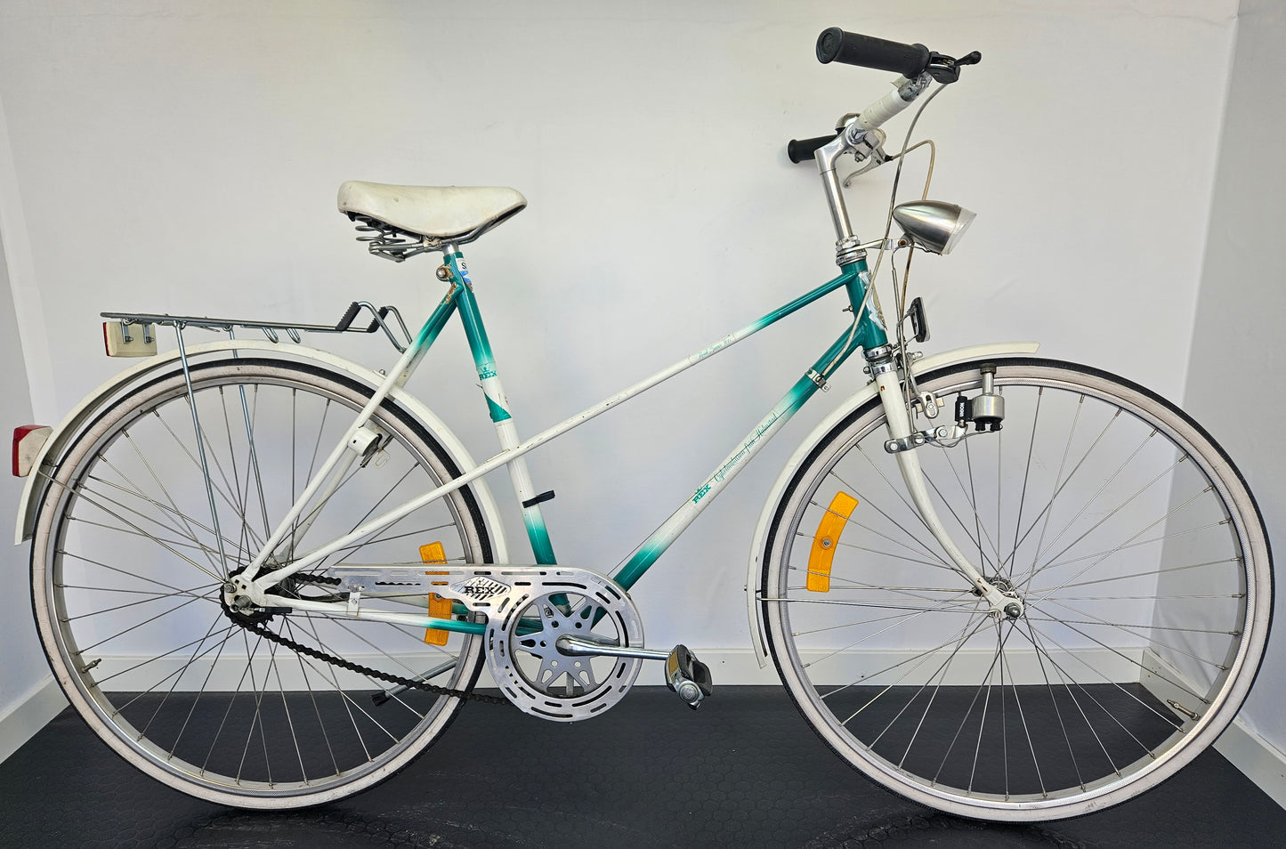 Rex Road Runner 300, 28", 3 växlar, bra begagnat skick