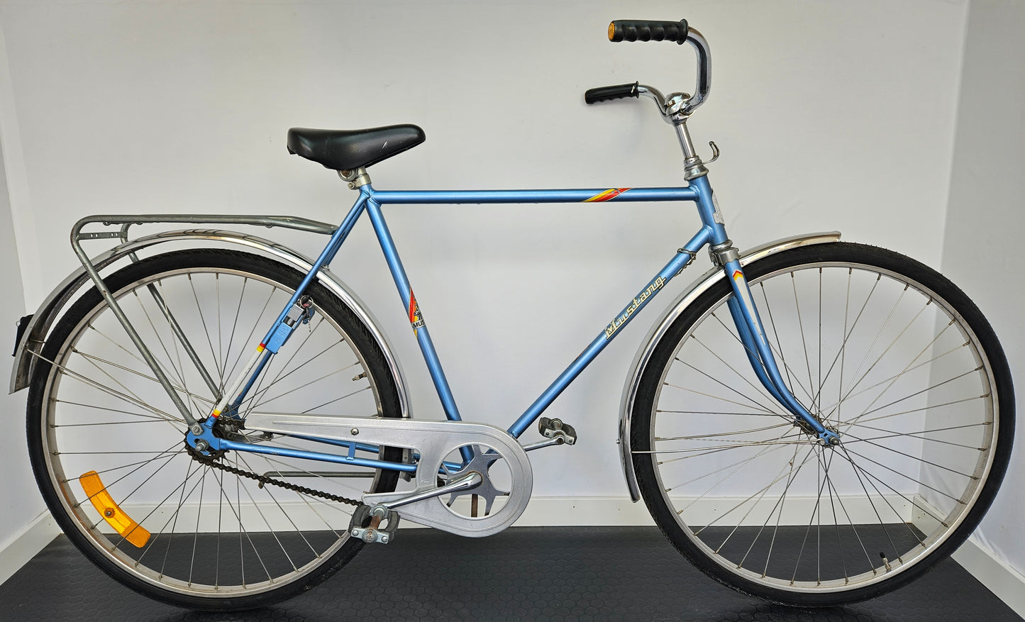 Mustang City, 28", bra begagnat skick