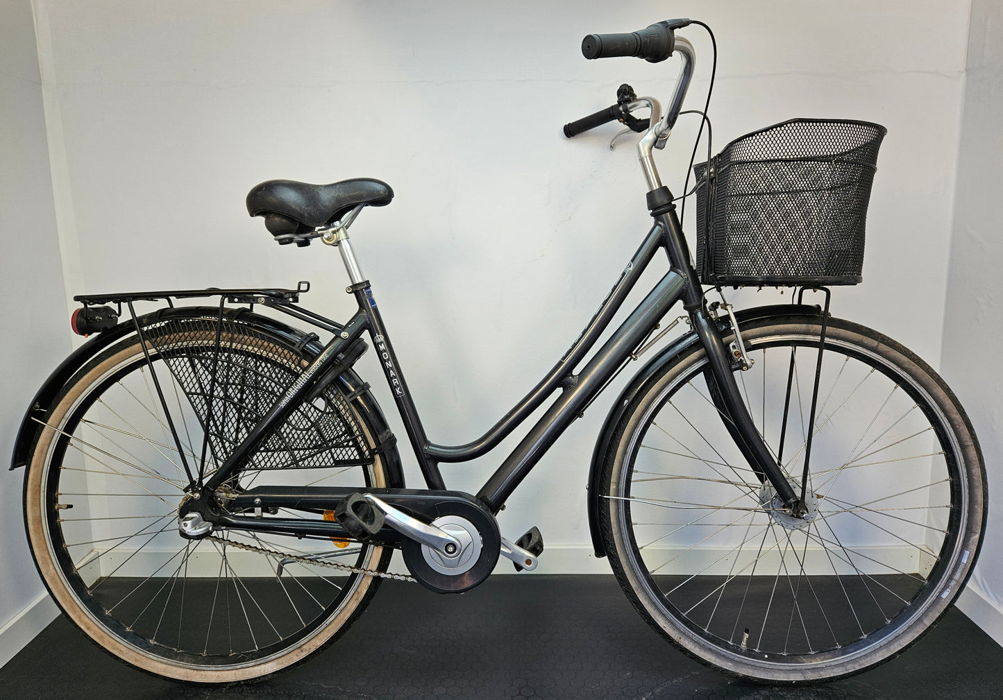 Monark Sofia, 28", 3 växlar, bättre begagnat skick