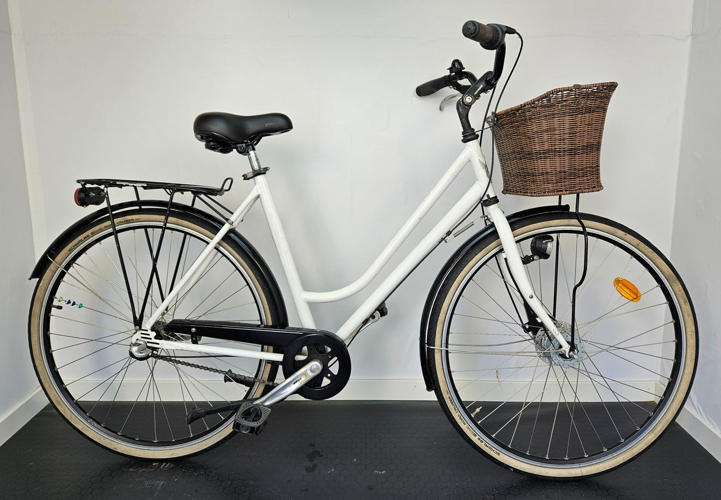 Skeppshult Nova, 28", 3 växlar, bättre begagnat skick