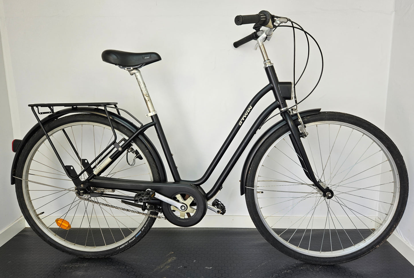 Btwin Elops 500, 28", 3 växlar, bättre begagnat skick