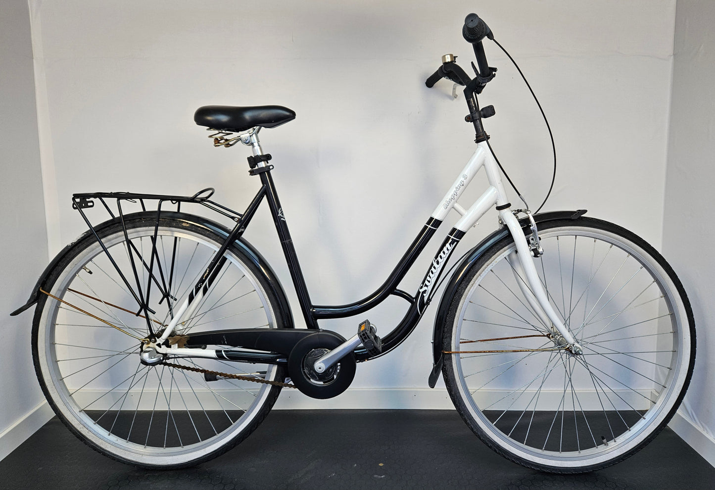 Svalan Shopping 3, 3 växlar, 28", bättre begagnat skick