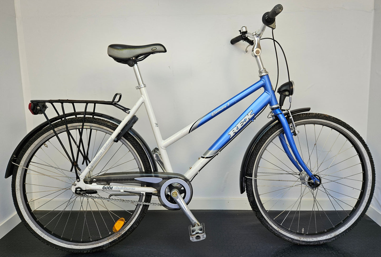 Rex Eleonora 3, 26", 3 växlar, bättre begagnat skick