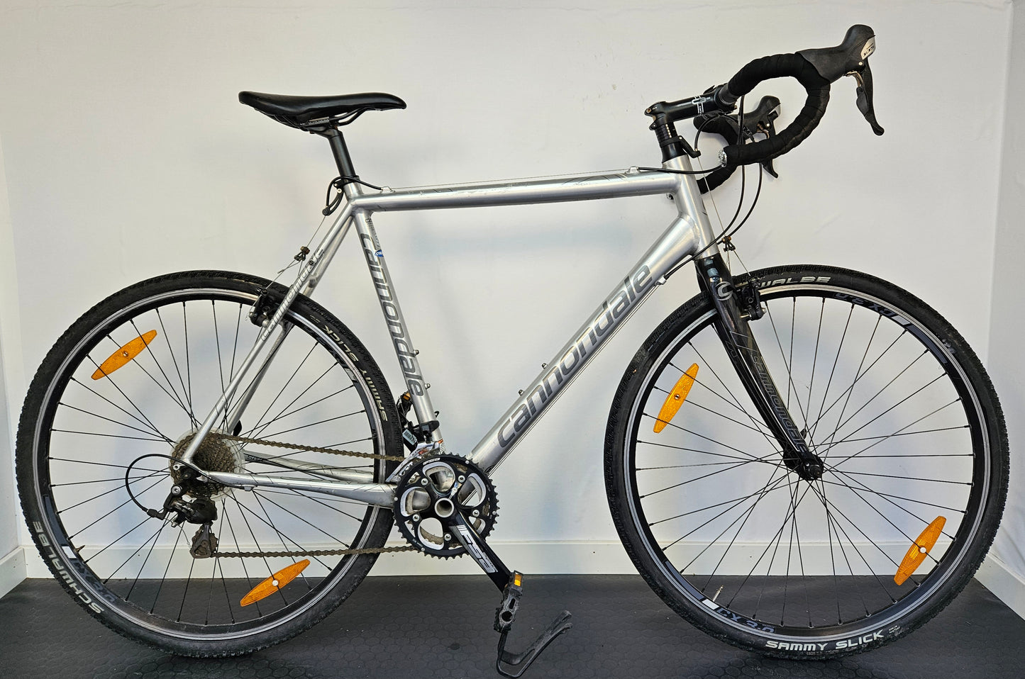 Cannondale CAAD-X 105, 28", 20 växlar, bättre begagnat skick