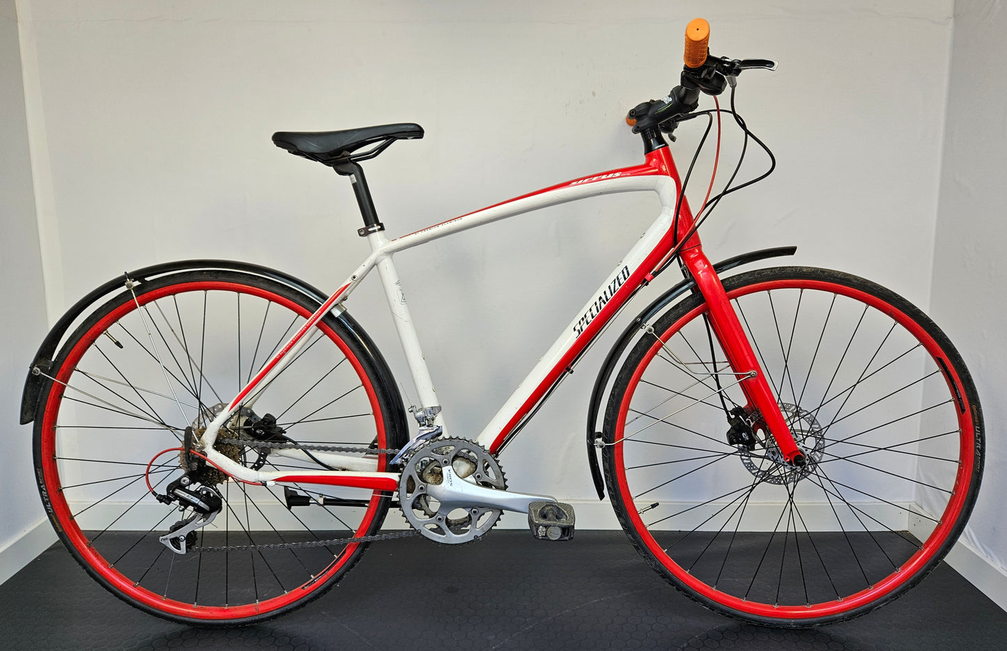 Specialized Sirrus Comp, 28", 14 växlar, bra begagnat skick