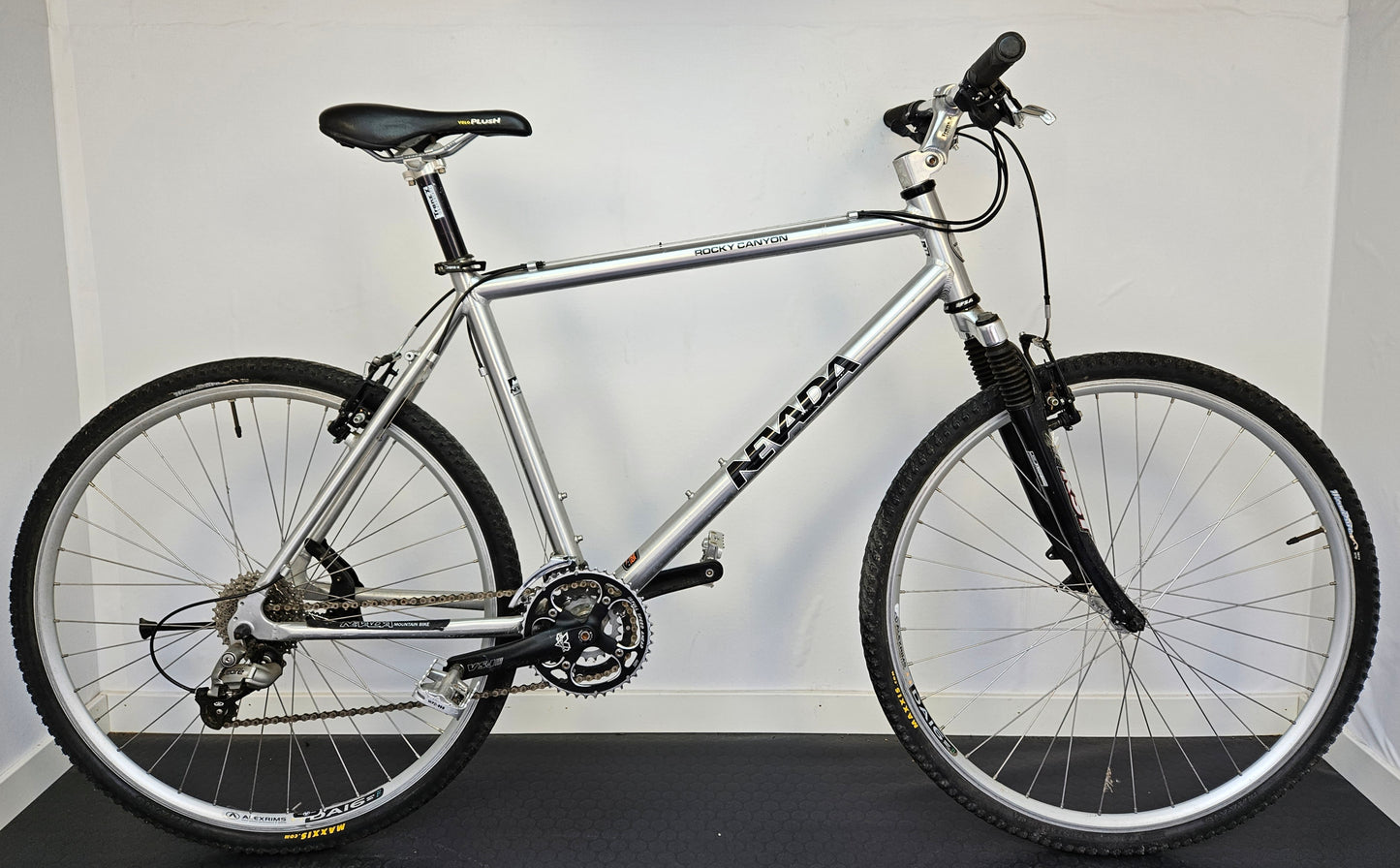 Nevada Rocky Canyon, 28", 24 växlar, bättre begagnat skick