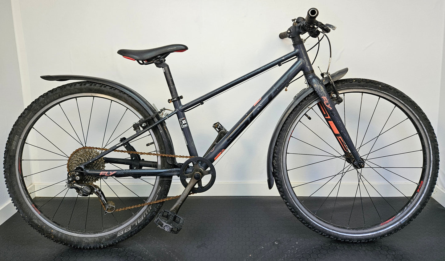 Superior F.L.Y 26, 26", 9 växlar, bra begagnat skick