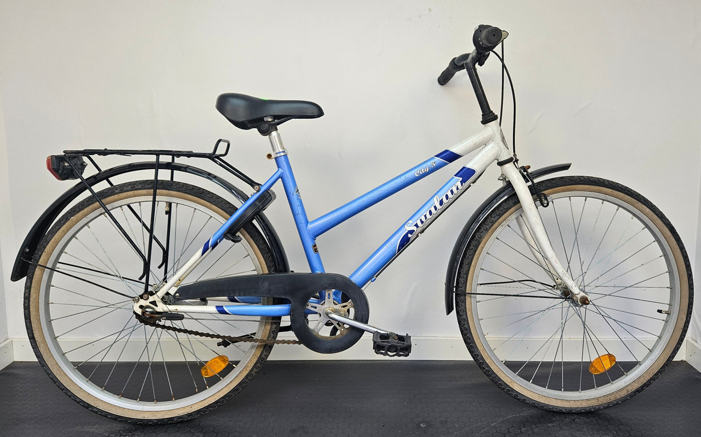 Svalan City 3, 24", 3 växlar, bra begagnat skick
