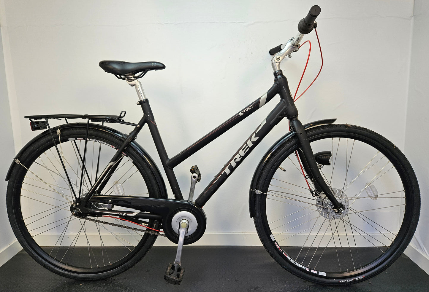 Trek S720, 28", 7 växlar, bra begagnat skick