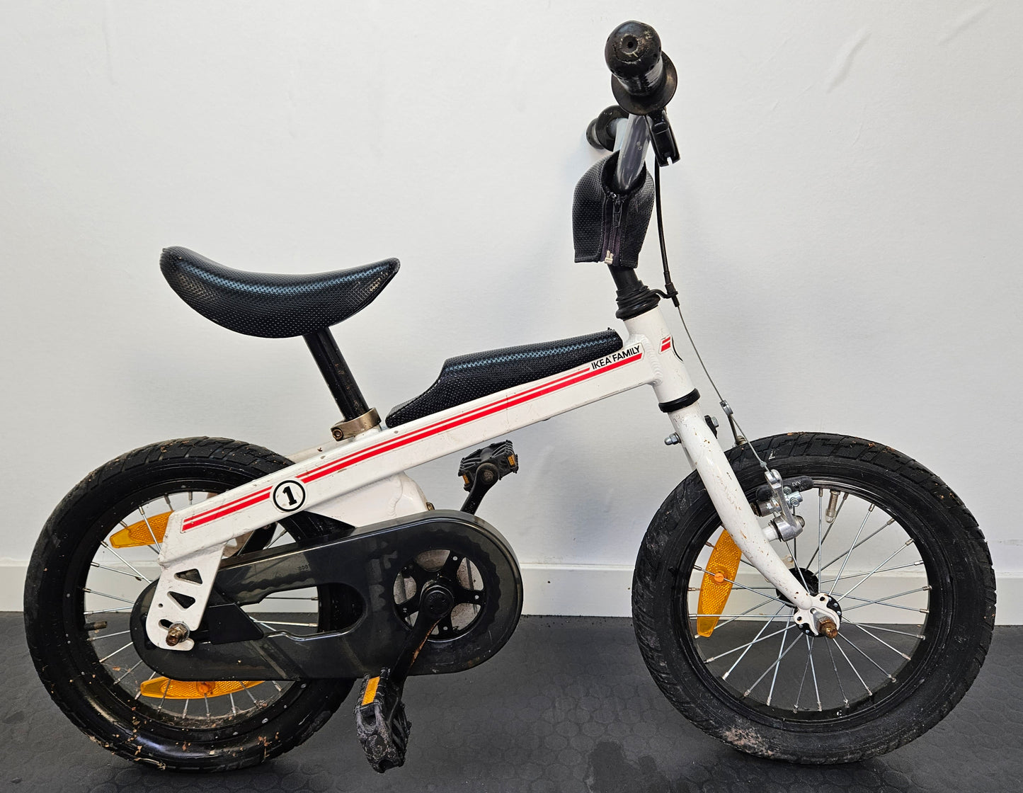 Ikea Family Nummer 1, 14", bra begagnat skick