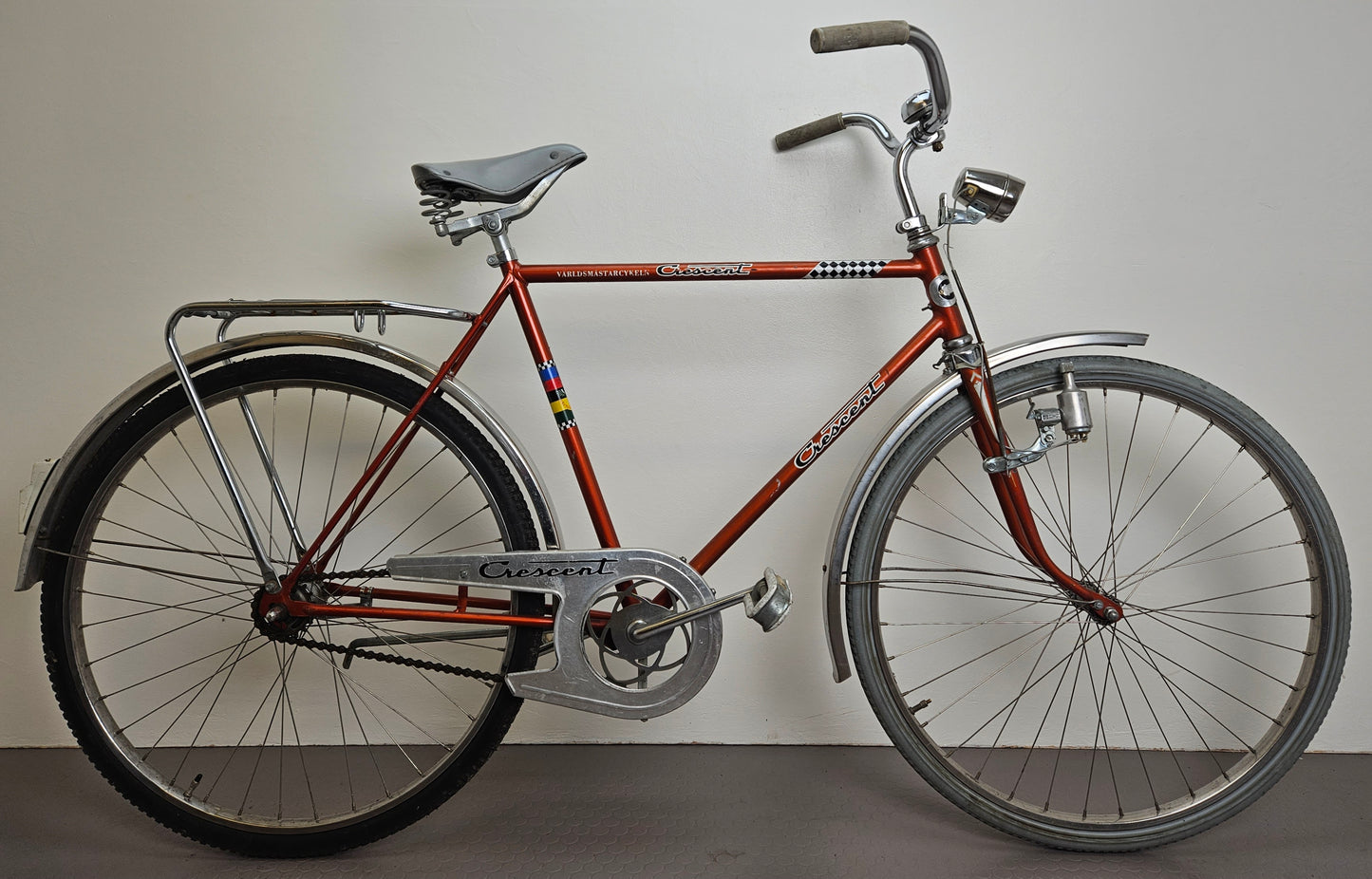 Crescent City, 26", bra begagnat skick