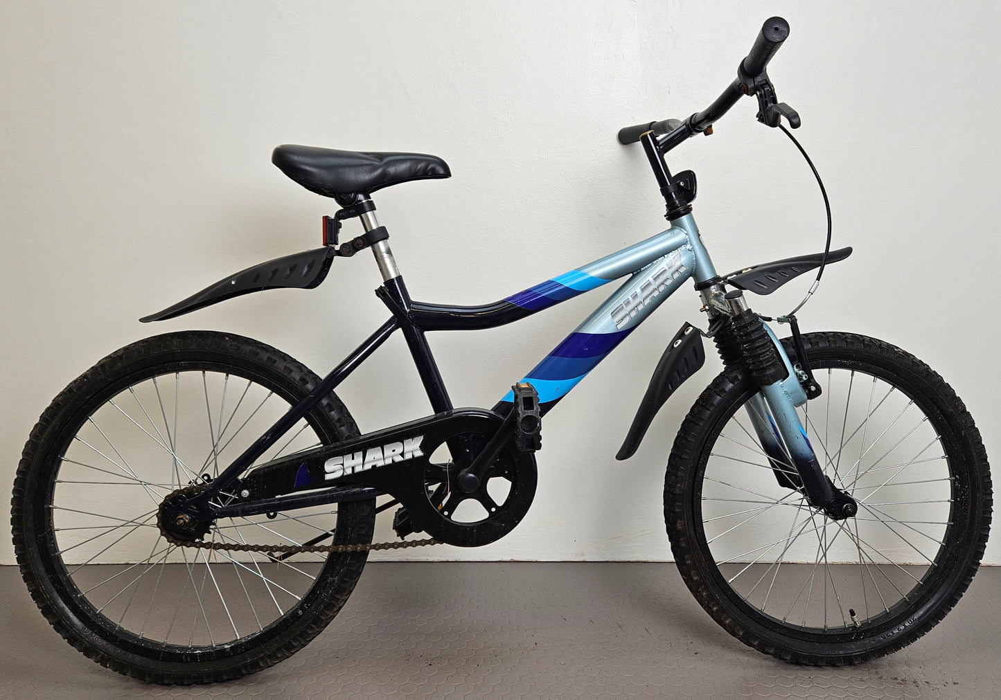 Shark Junior, 20", bättre begagnat skick