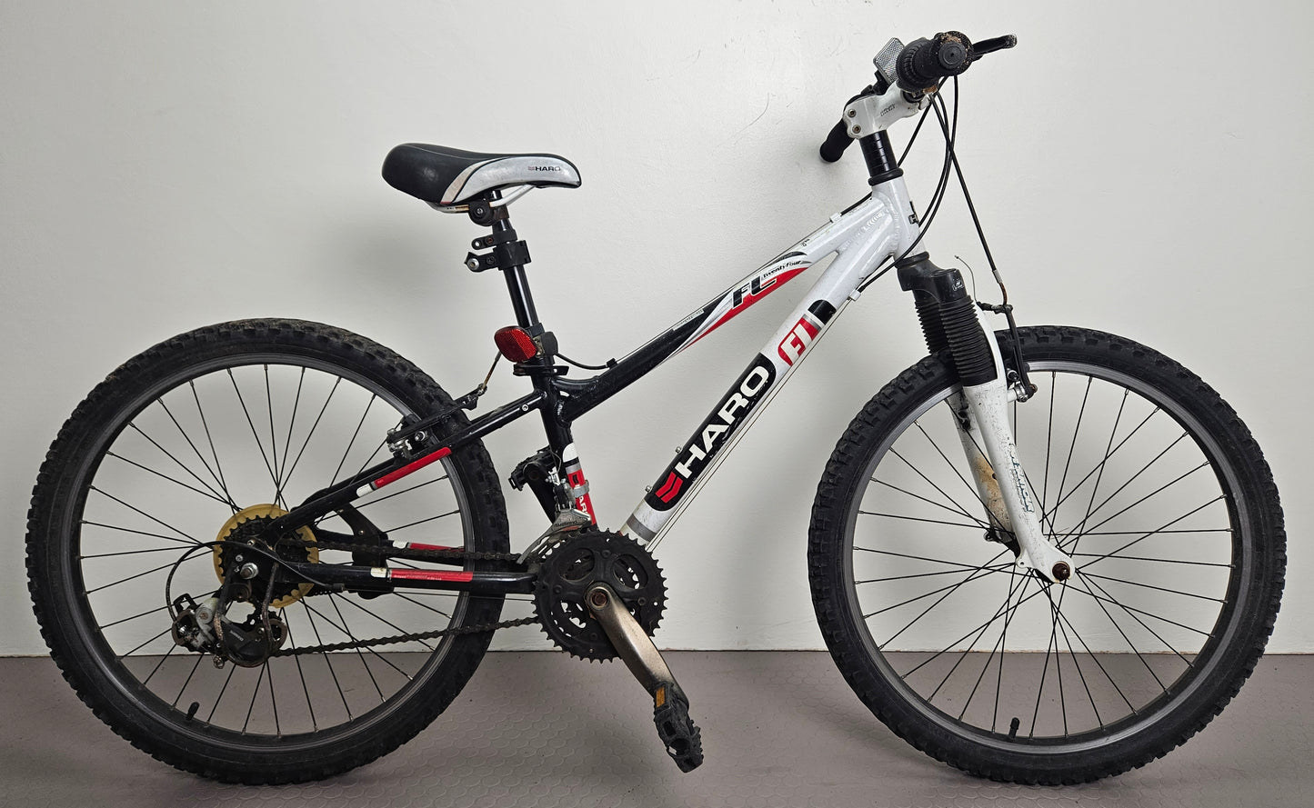 Haro FL24, 24", 21 växlar, bra begagnat skick