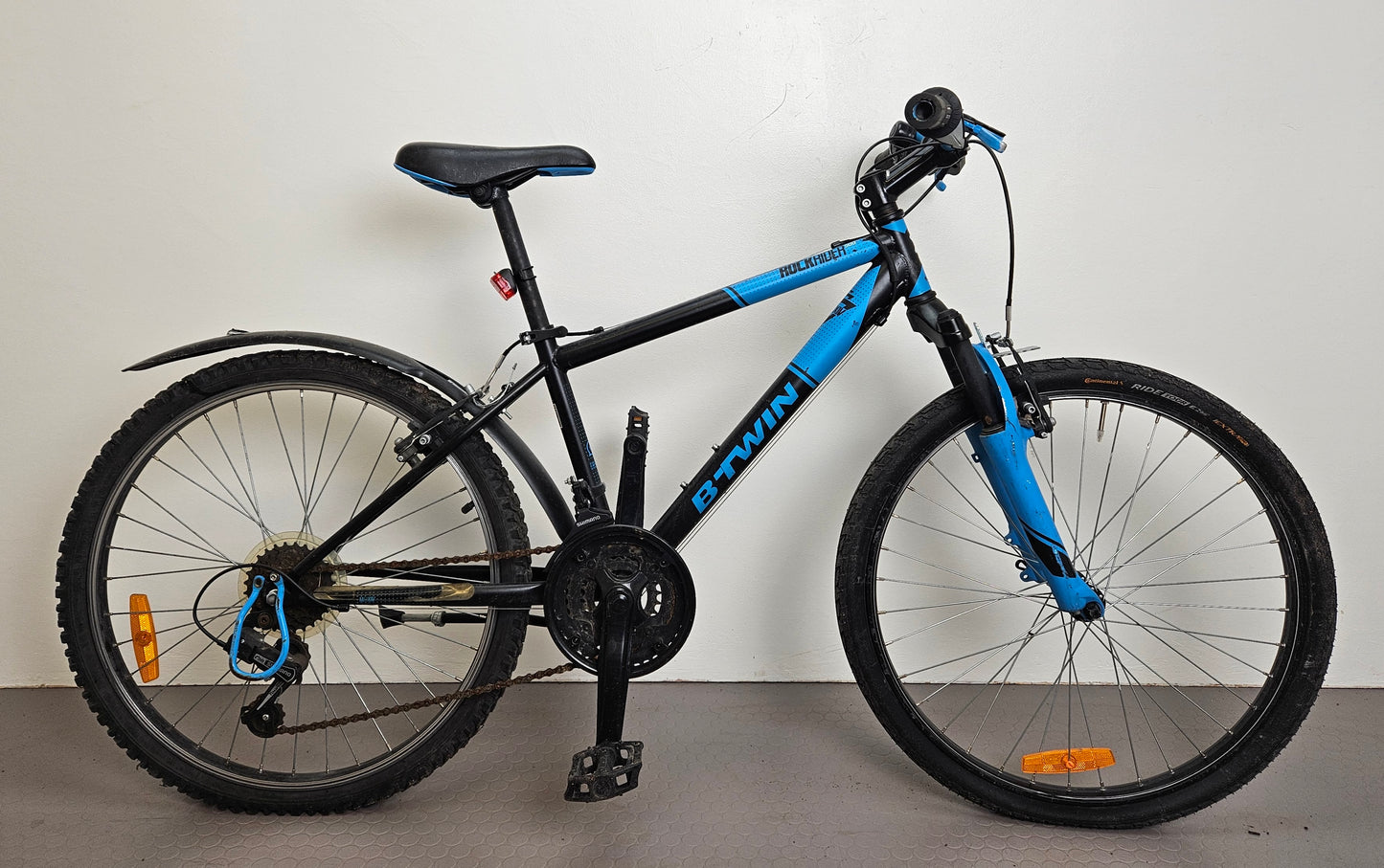 Btwin Rockrider 500, 24", 18 växlar, bättre begagnat skick