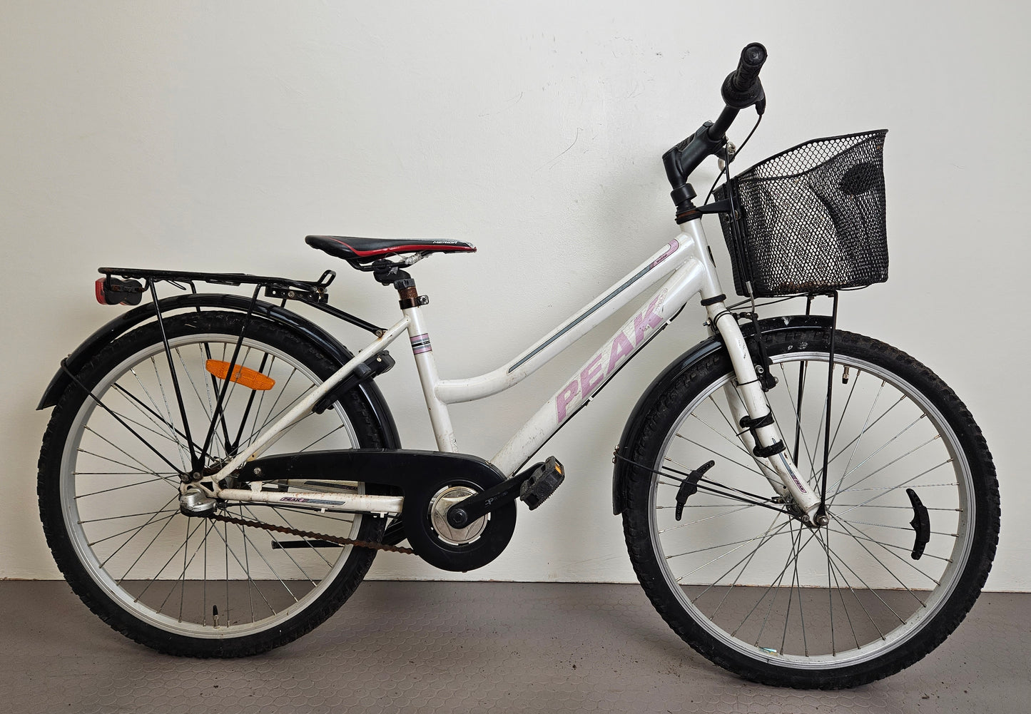 Peak Wombat, 24", 3 växlar, bra begagnat skick