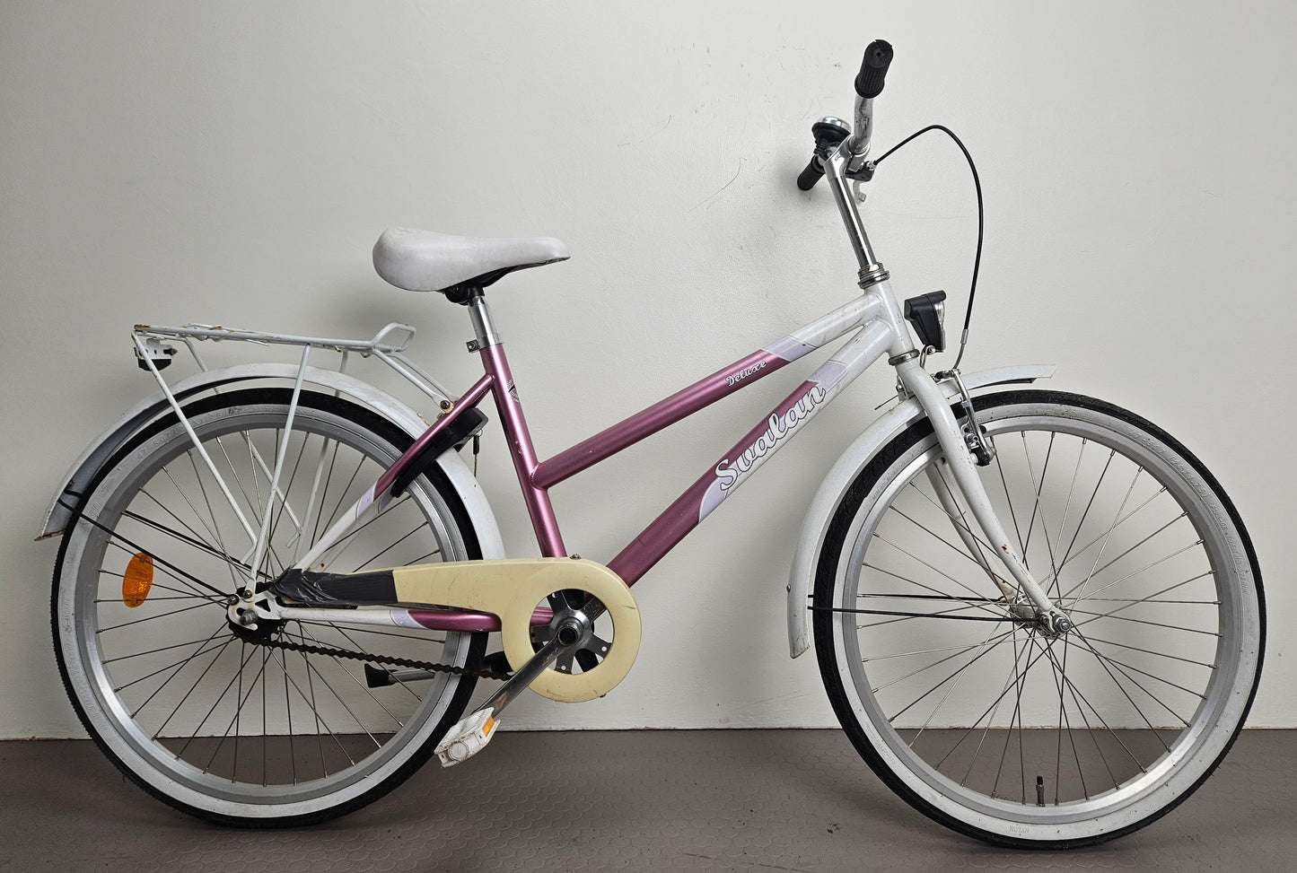 Svalan Deluxe, 24", bättre begagnat skick