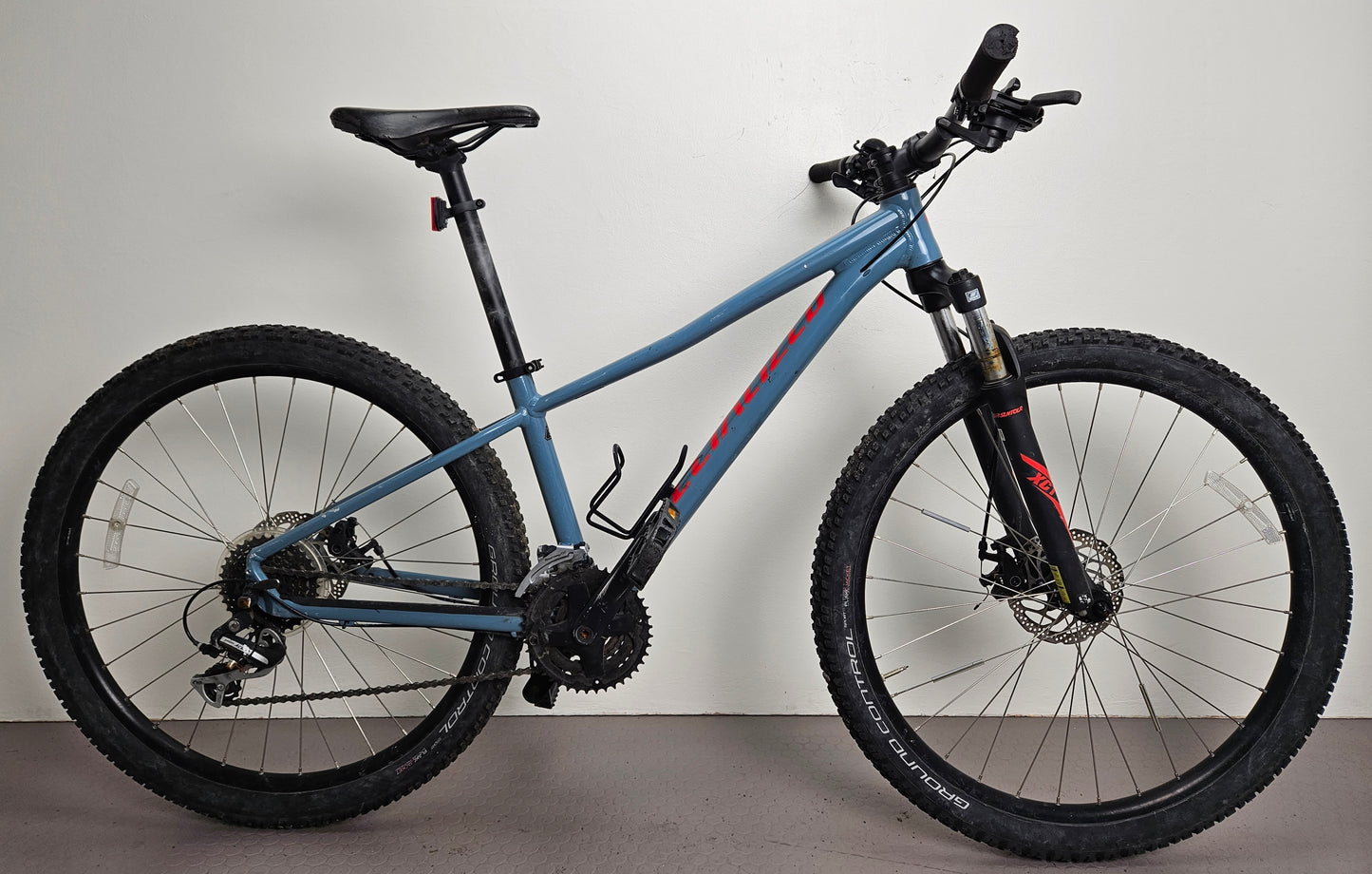 Specialized Pitch, 27.5", 24 växlar, bättre begagnat skick