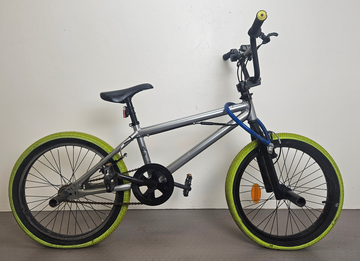 Btwin Wipe BMX, 20", bättre begagnat skick