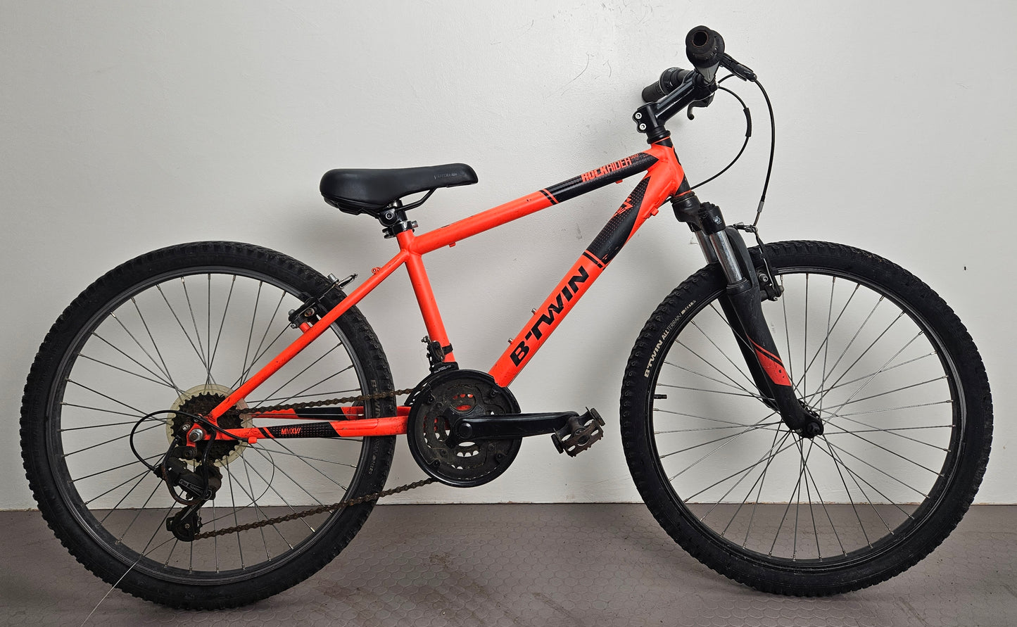 Btwin Rockrider 500, 24", 18 växlar, bra begagnat skick
