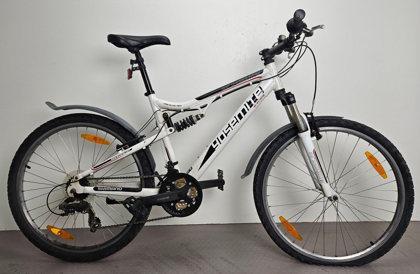 Yosemite X-Country, 26", 21 växlar, bättre begagnat skick