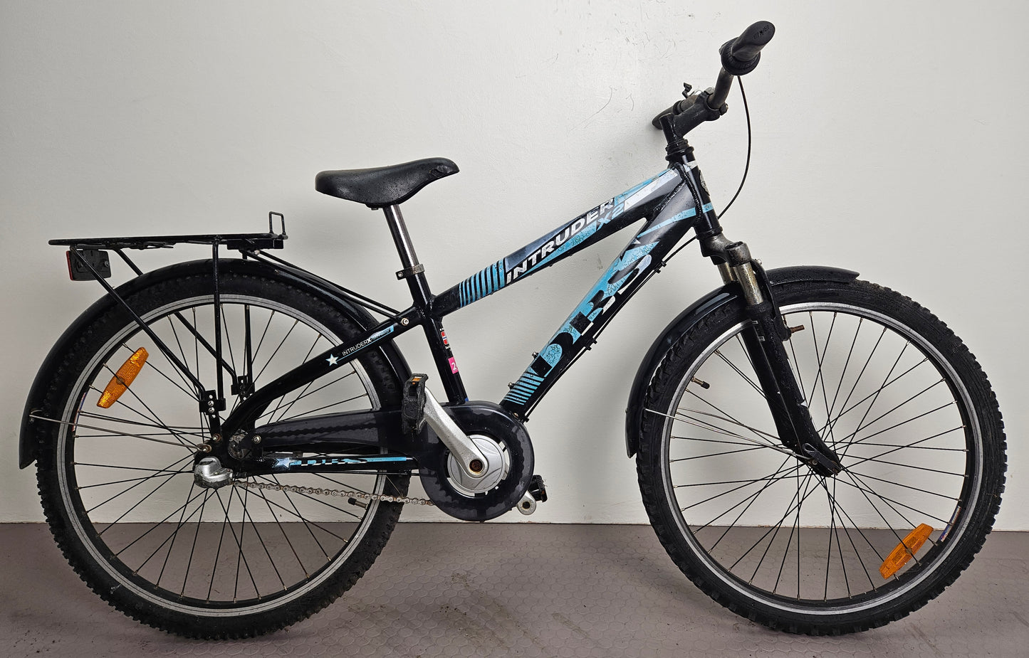 DBS Intruder X2, 24", 3 växlar, bra begagnat skick