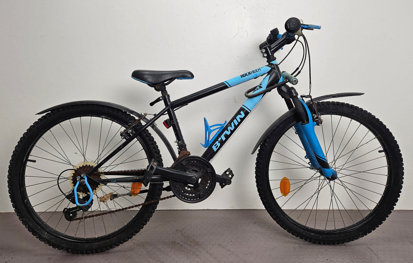 Btwin Rockrider 500, 24", 18 växlar, bättre begagnat skick