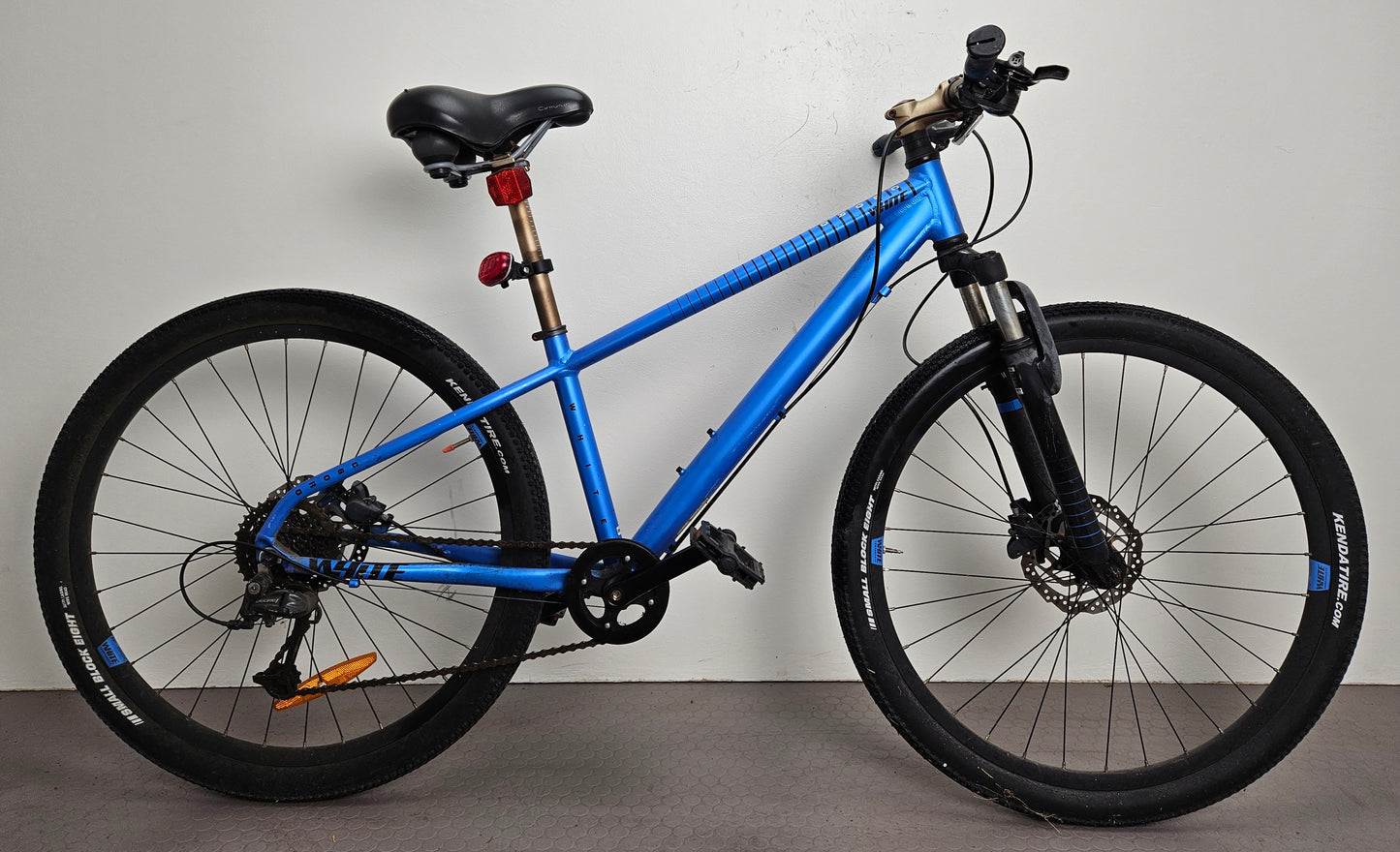 White XC260 Lite, 26", 8 växlar, bättre begagnat skick