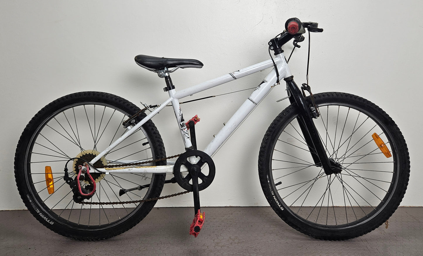 Btwin Rockrider ST300, 24", 6 växlar, bra begagnat skick