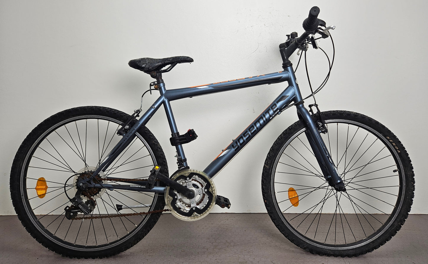 Yosemite X-Sport, 26", 18 växlar, bättre begagnat skick