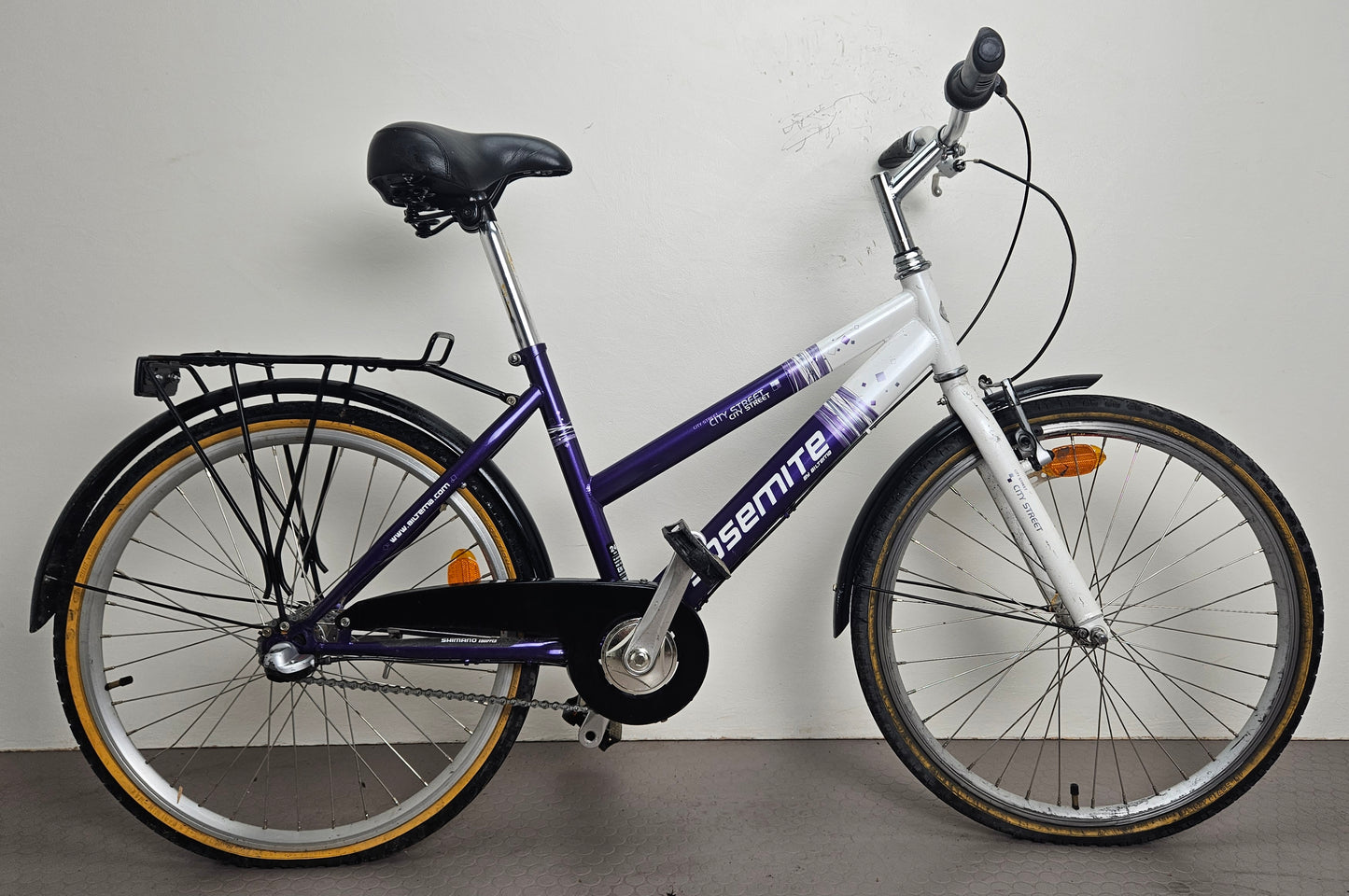Yosemite City Street, 24", 3 växlar, bättre begagnat skick