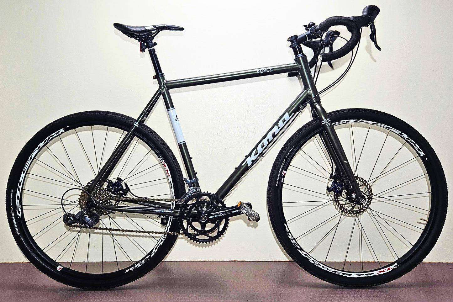 Kona Rove AL, 28", 16 växlar, bättre begagnat skick