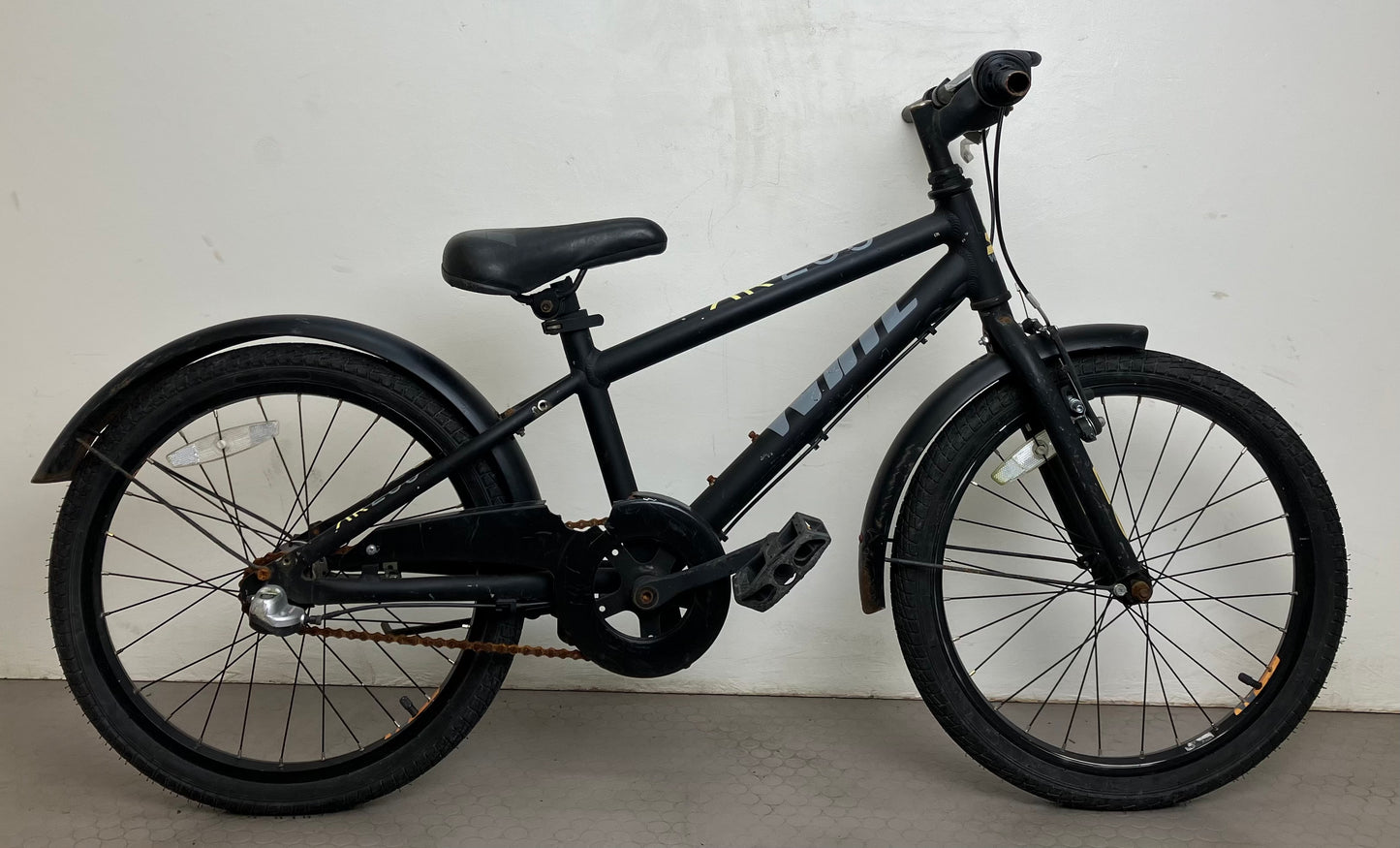 White AR 200, 20”, 3 växlar, bättre begagnat skick