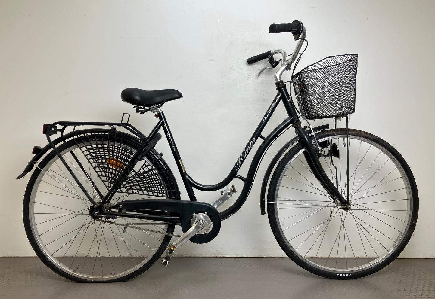 Kungs Drottningholm, 28”, 3 växlar, bättre begagnat skick