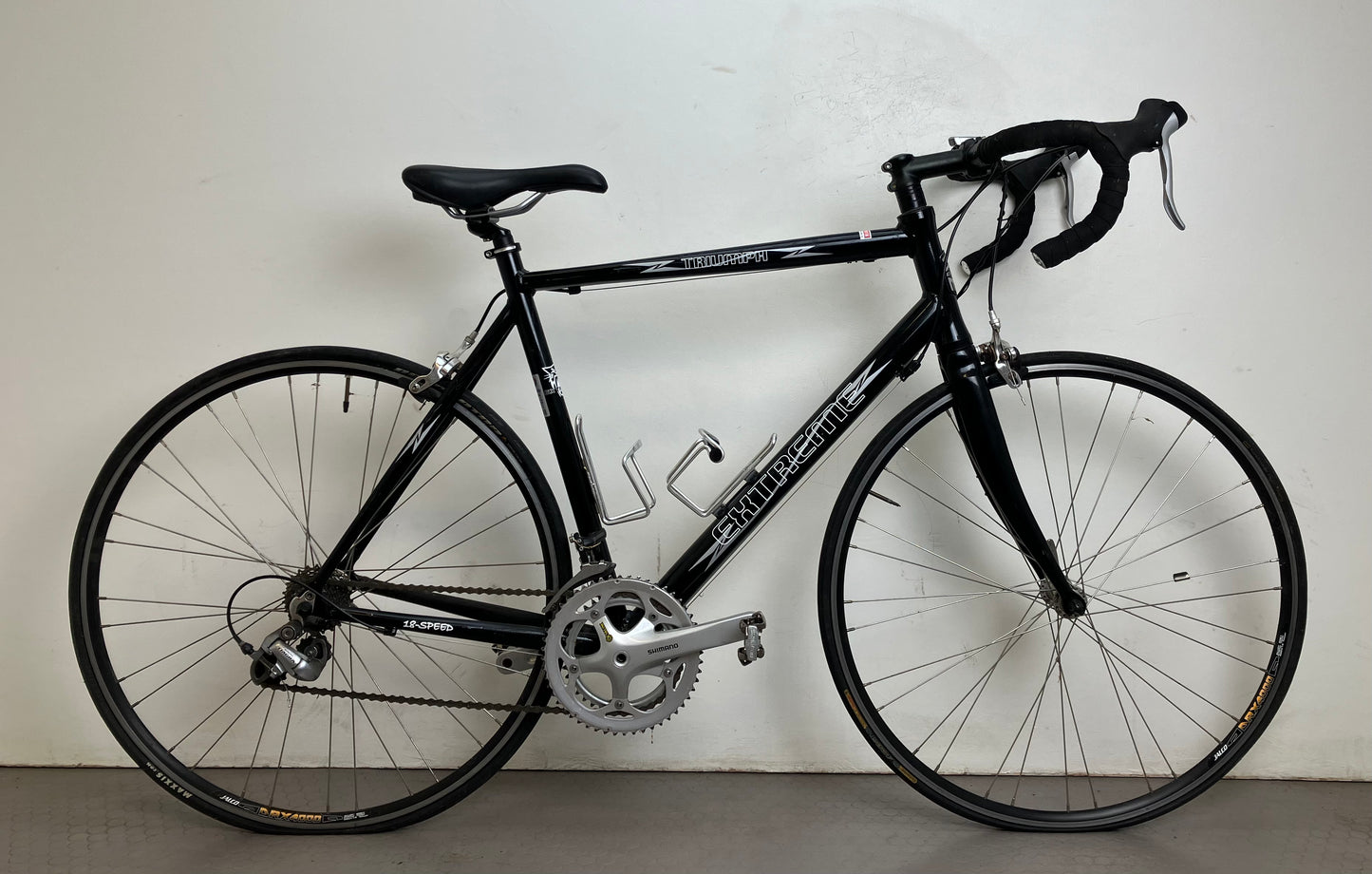 Extreme Triumph, 28”, 18 växlar, bättre begagnat skick