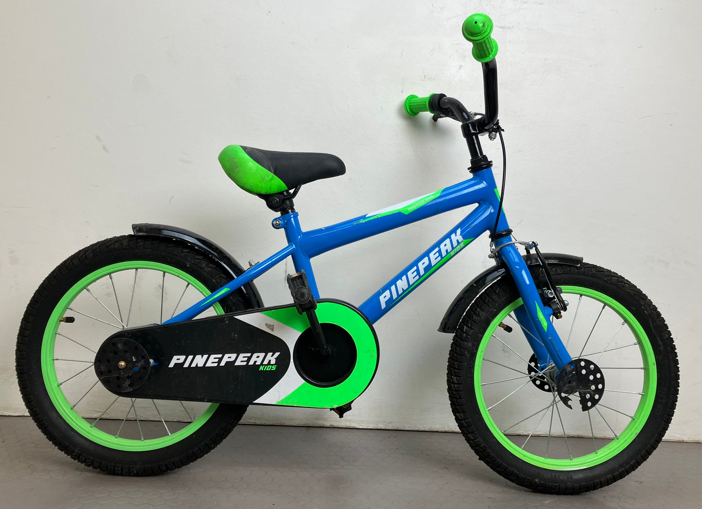 Pinepeak Kids, 16”, bättre begagnat skick