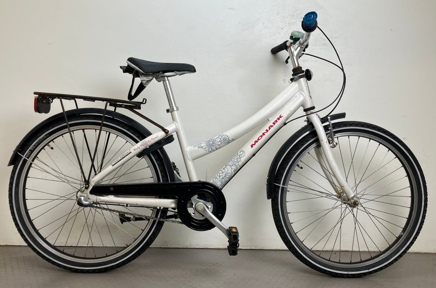 Monark Flowers, 24”, 3 växlar, bättre begagnat skick