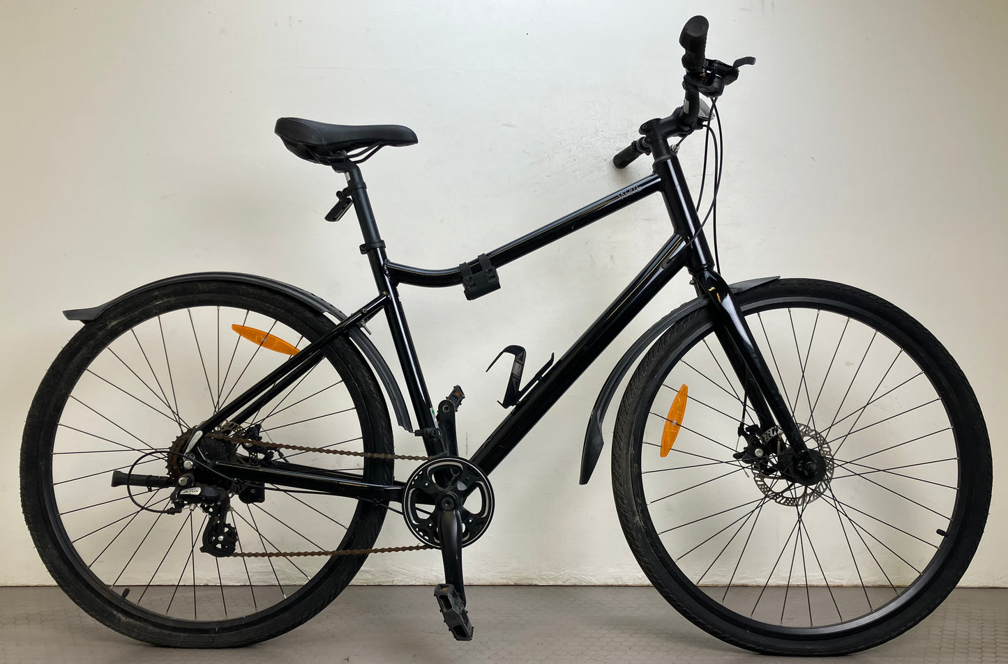 White AX Space Black, 28”, 8 växlar, bättre begagnat skick