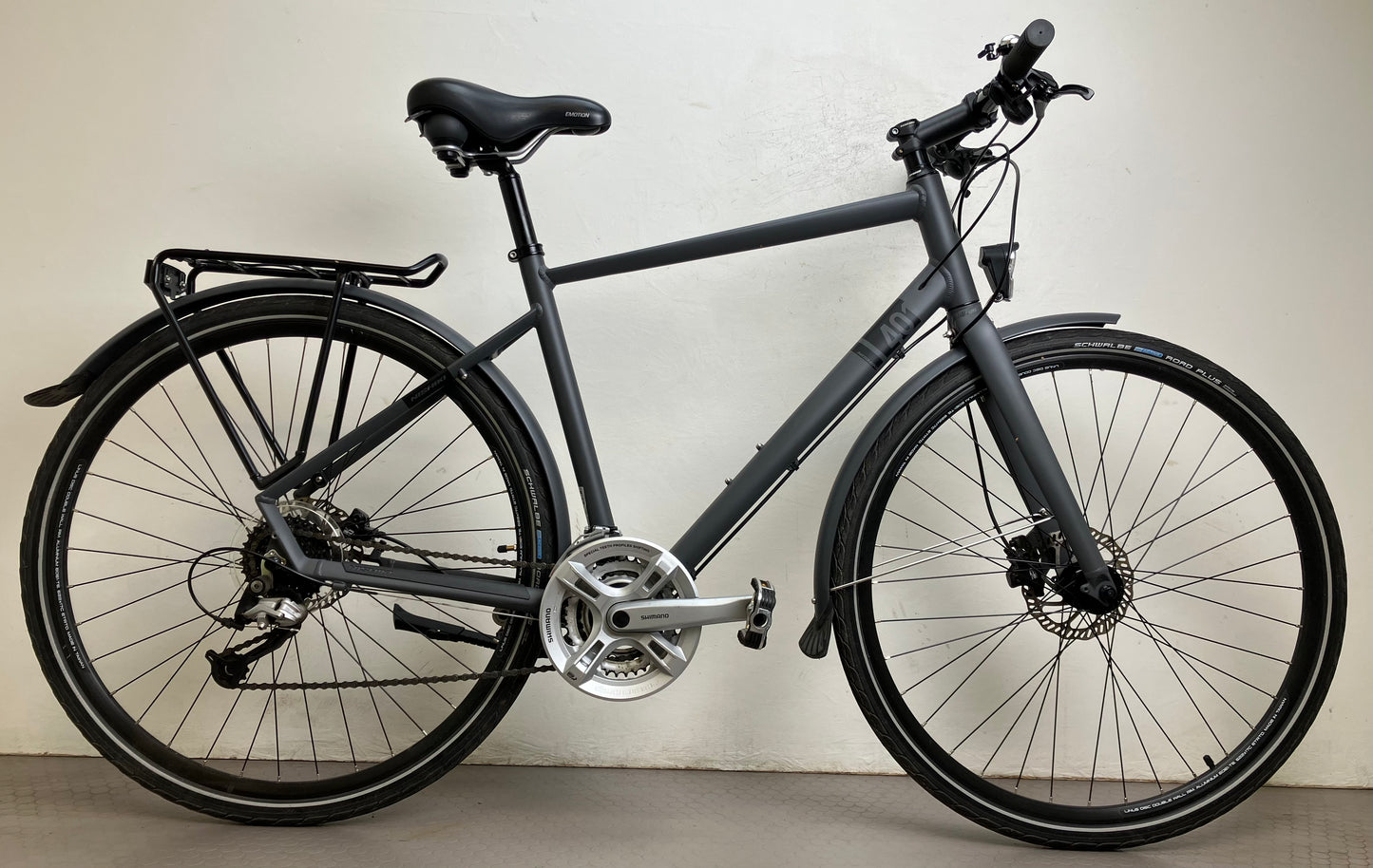 Nishiki 401, 28”, 24 växlar, så gott som ny