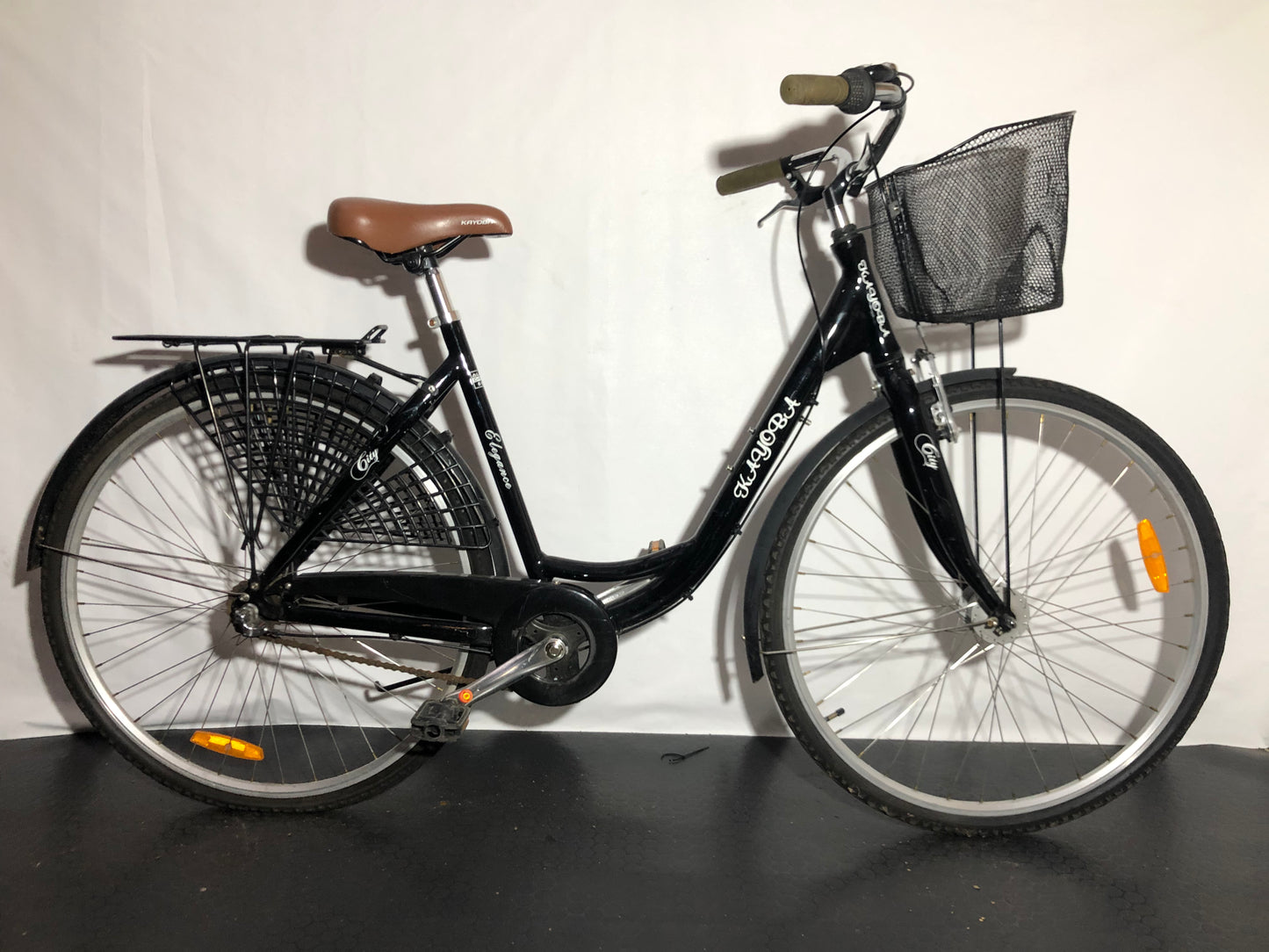 Kayoba Elegance, 28", 3 växlar, bättre begagnat skick