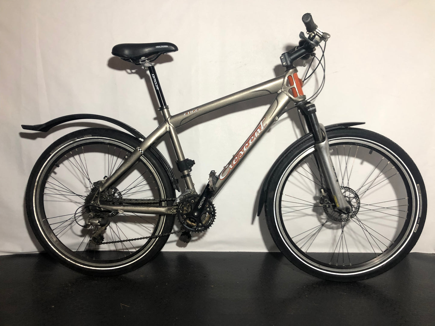 Crescent Edge, 26", 24 växlar, bättre begagnat skick