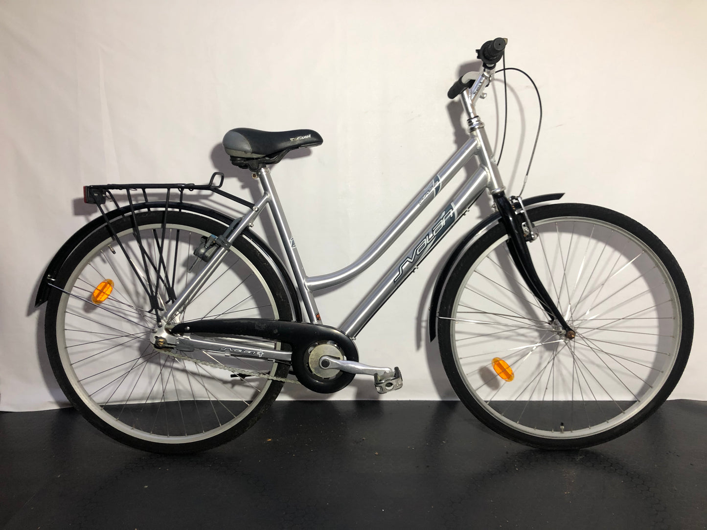 Svalan City 3, 28", 3 växlar, bra begagnat skick