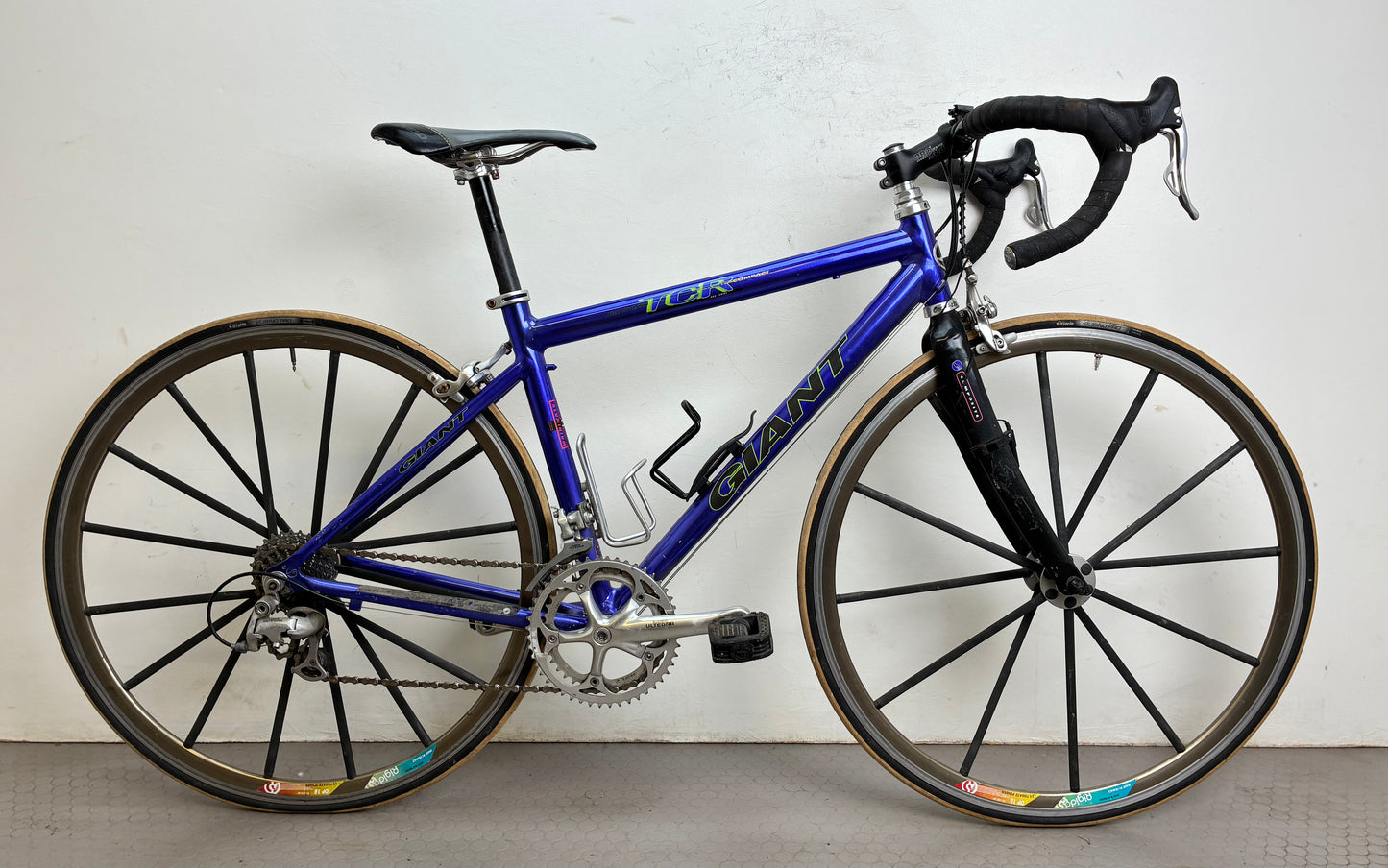 Giant TCR Triatlon Compact, 28”, 18 växlar, bättre begagnat skick