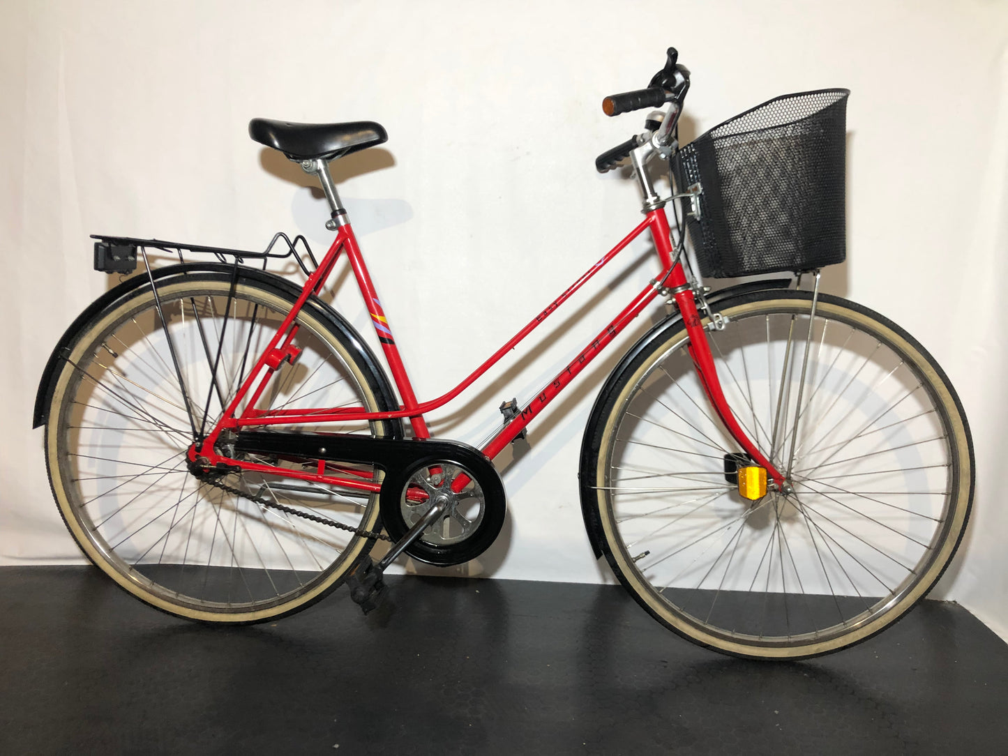 Mustang Easy Street, 28", 5 växlar, bättre begagnat skick