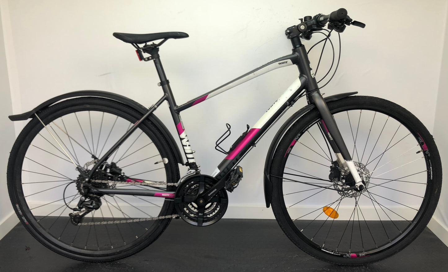 White SC Comp, 28", 24 växlar, bättre begagnat skick