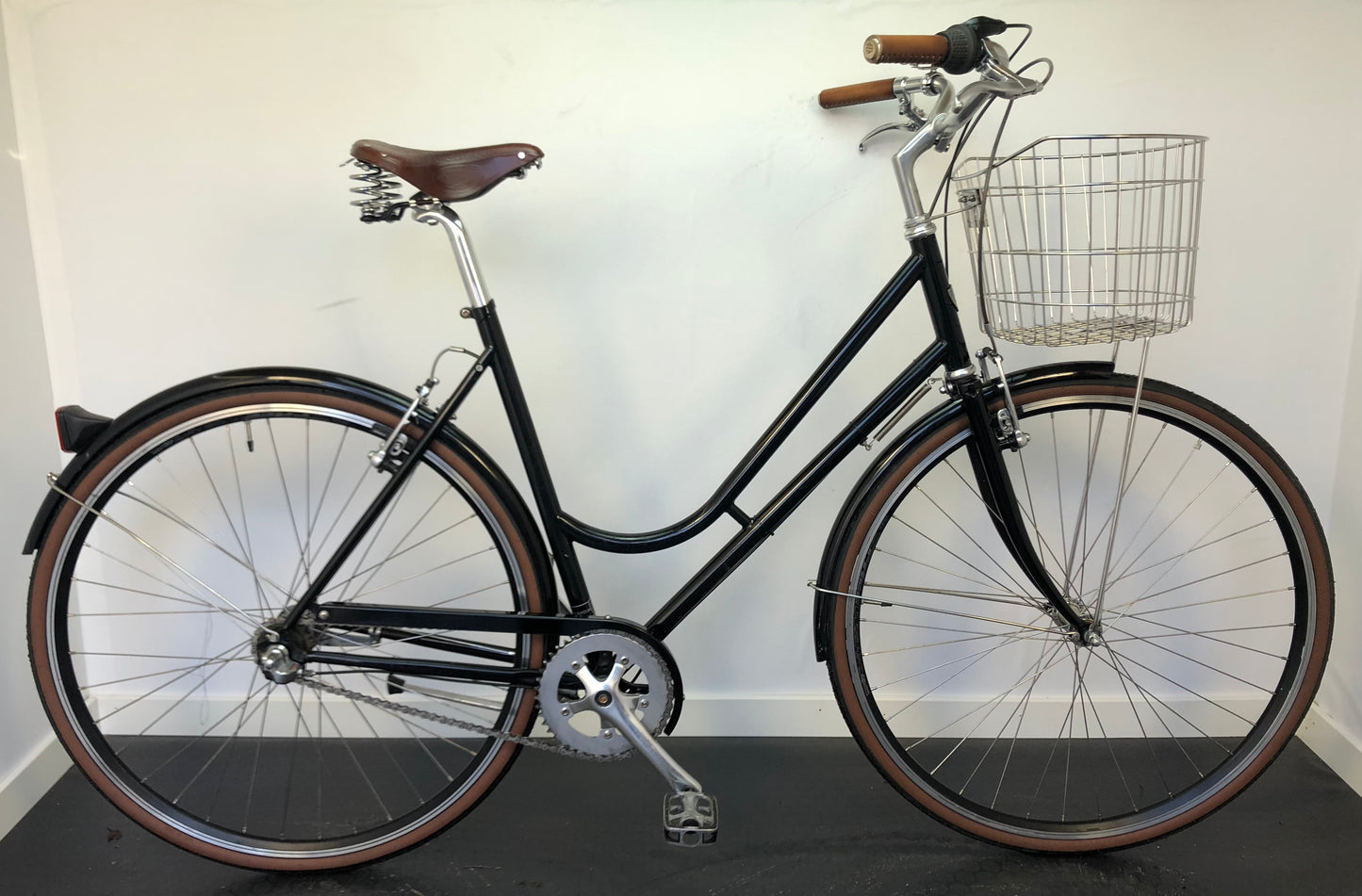 Bikeid Step-Through, 28", 3 växlar, bättre begagnat skick
